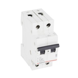RX3 Disjoncteur 2P C40 6000A BIC