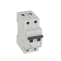 RX3 Disjoncteur2P C50 6000A BIC