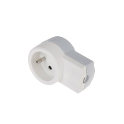 Fiche femelle 2p+t fr lateral a fixer