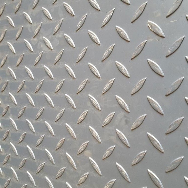 Tôle larmée striée 3-5 2mx1m