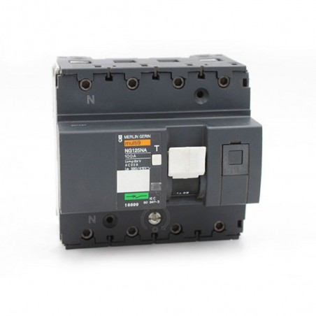 Interrupetur sectionneur NG125NA 4 pôles 100A
