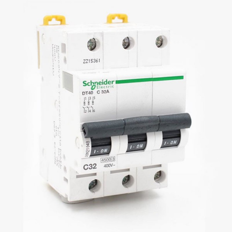Disjoncteur DT40 3P 32A Courbe C*