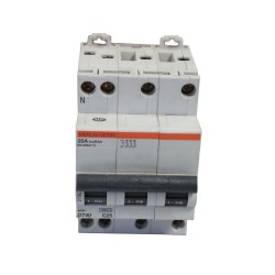 Disjoncteur DT40 3P+N 25A Courbe C