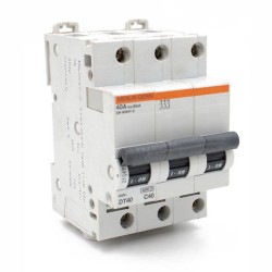 Disjoncteur DT40 3P 40A Courbe C