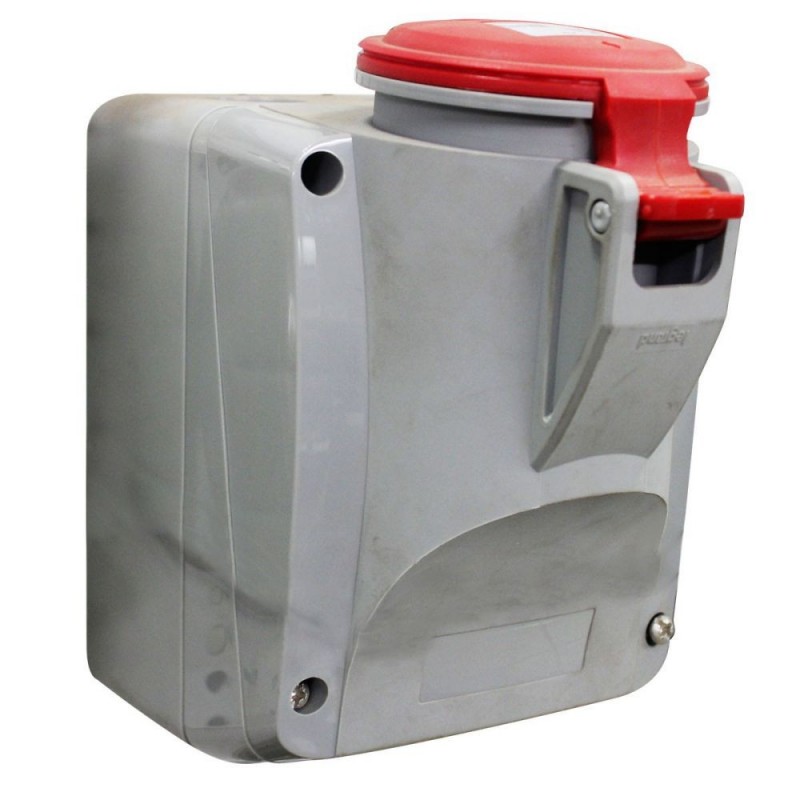 Socle saillie P17 3P+T-32A (ex55377)