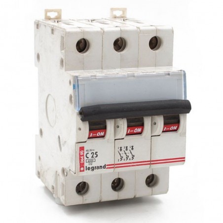 Disjoncteur DX 25A-3P *