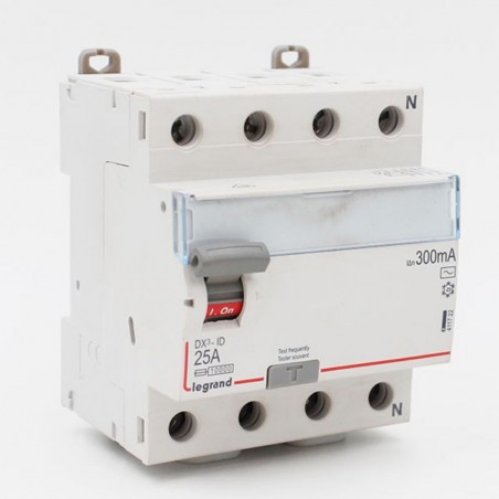 Interrupteur différentiel 25 A 300 mA 4 pôles