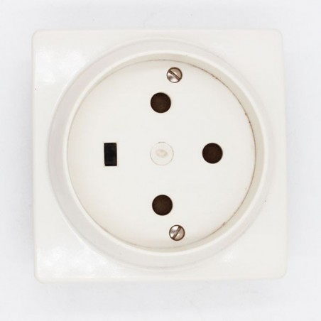 Socleeclips 3P+T 32A