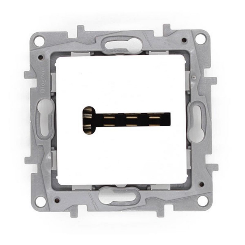 Niloe prise téléphone*