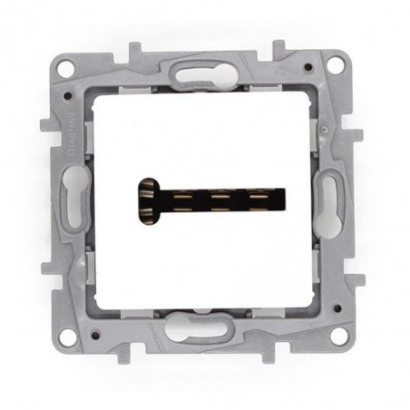 Niloe prise téléphone*