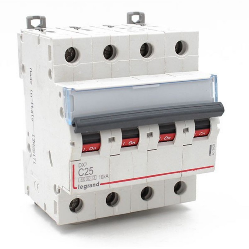 Disjoncteur DX 25A-4P