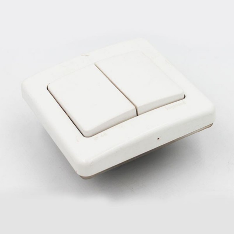 Interrupteur double va-et-vient encastré blanc*