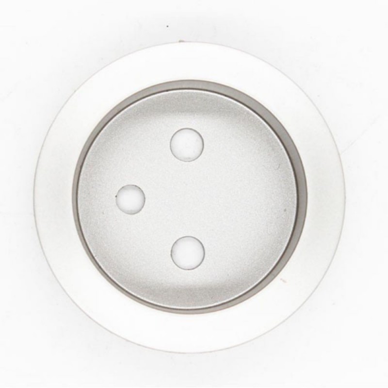 Enjoliveur titane 2P+T*