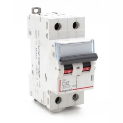 Disjoncteur 32 A 400 V 2P