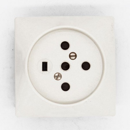 Socleà encastrer20A 3p+n+t*