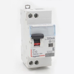 Disjoncteur différentiel monobloc modulaire Phase + Neutre 10A type AC 300mA
