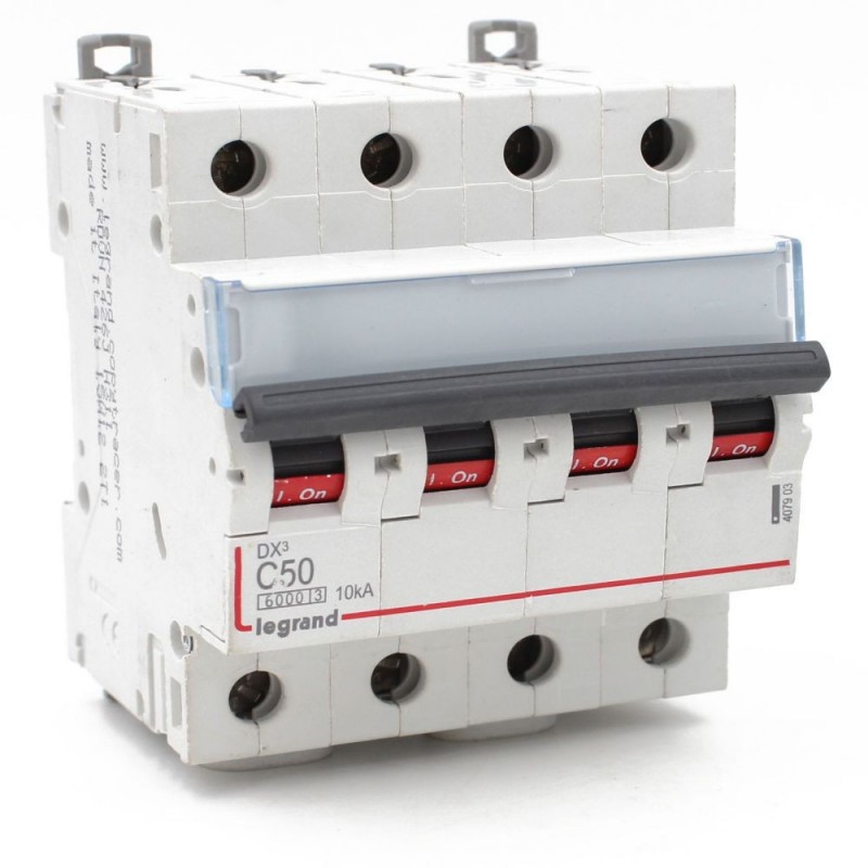 Disjoncteur DX 50A-4P tétrapolaire