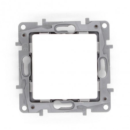 Niloe poussoir 6A blanc*