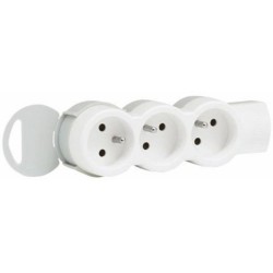 Multiprise 3x2p+t 1.5m sans cable-inter*