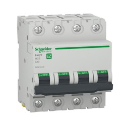 Disjoncteur 4P 4500 A C 40A