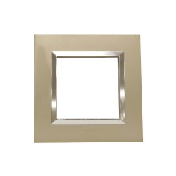 Plaque Bella 43 carré champagne +cadre chrome 2 MOD